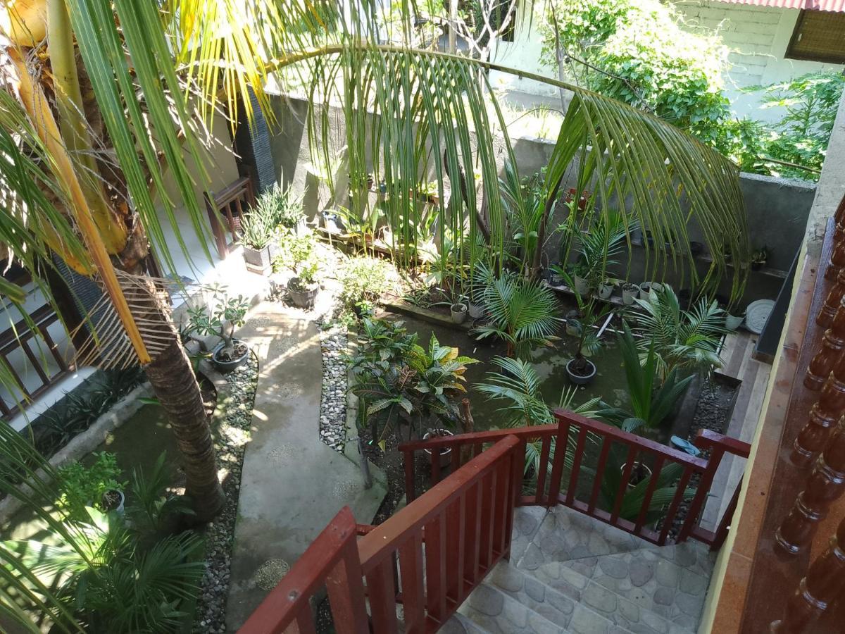 Mangga Homestay Gili Air Exterior foto